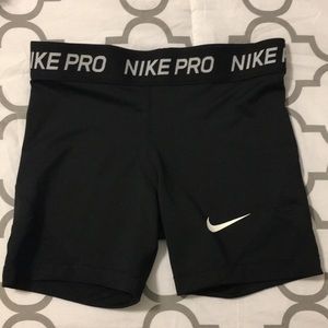 Girls Nike Pro Black